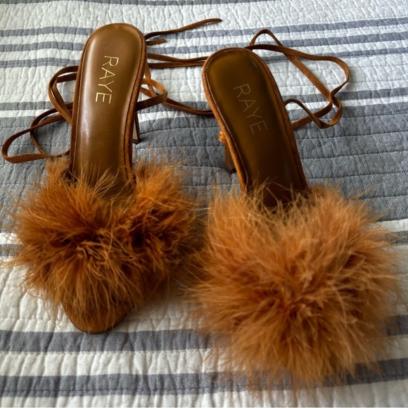 RAYE Fara Heel - Picture 3 of 7